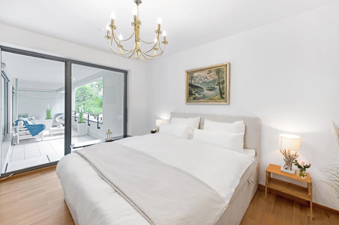 Zwei Zimmer Wohnung Im Stadtzentrum Mit Tiefgaragenplatz Мюнхен Екстериор снимка